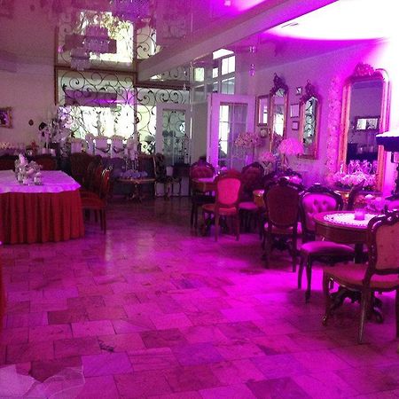 Acwador Hotel Pleszew Ngoại thất bức ảnh